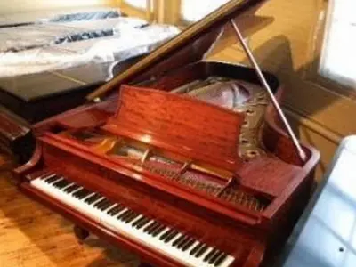 Craftsman Piano, Google photo 1