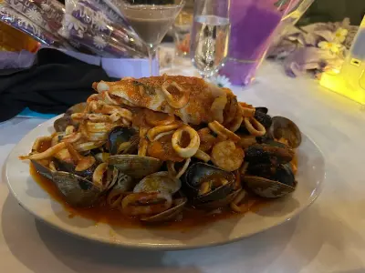 Gianna's, Google photo 4