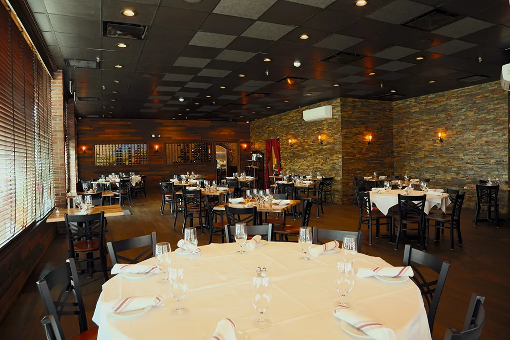 Louie & Johnnie's Ristorante Primavera business photo