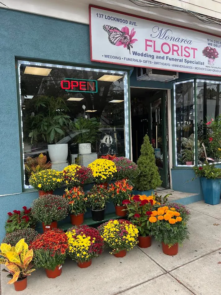 Monarca florist business photo