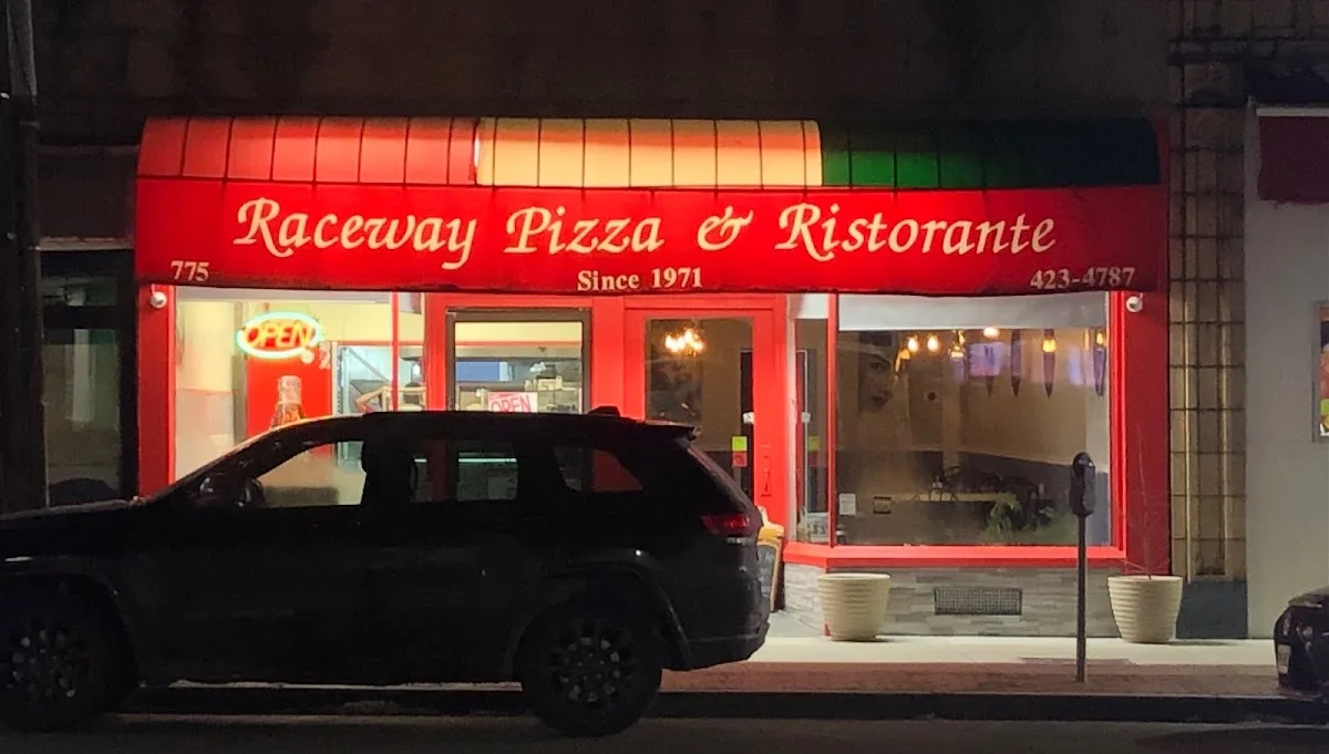 Raceway Pizza business photo