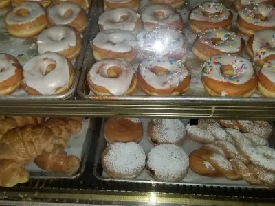 Santos Bakery, Google photo 3